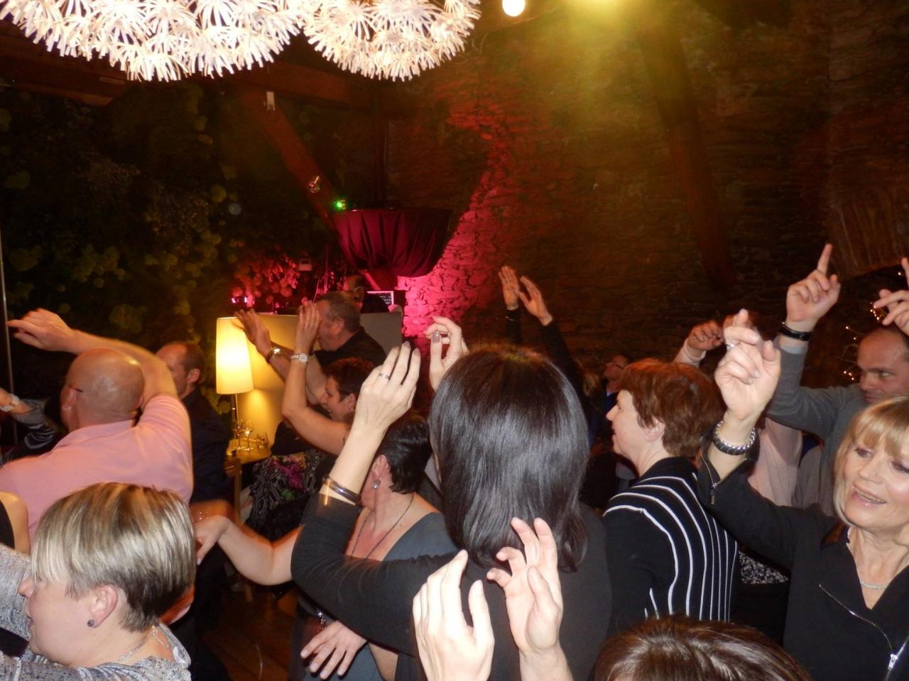 11085759_10206458748567748_1922236777_o