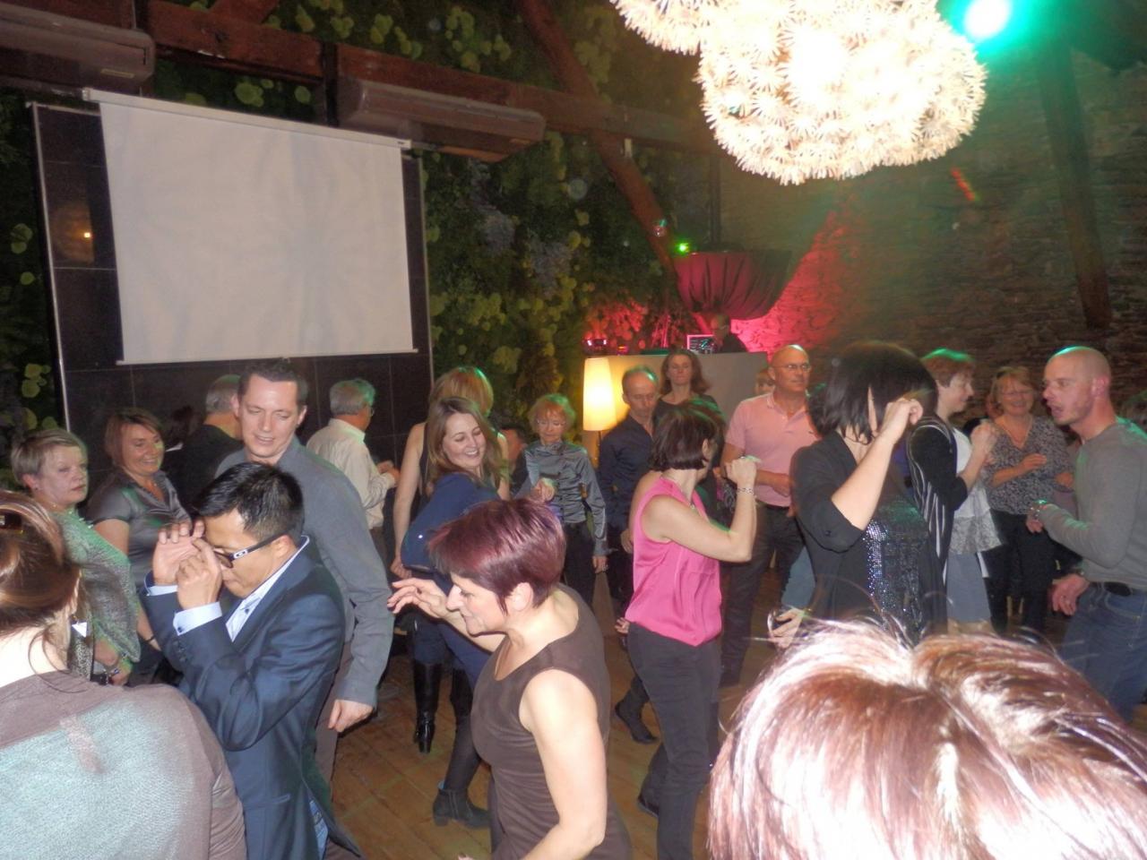 11086248_10206458756727952_42244227_o